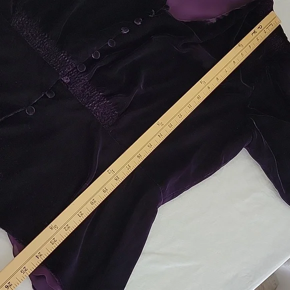 Lauren Ralph Lauren sz14 Velvet Button Font Puff 3/4 Sleeve Top Purple BinH - Picture 6 of 8